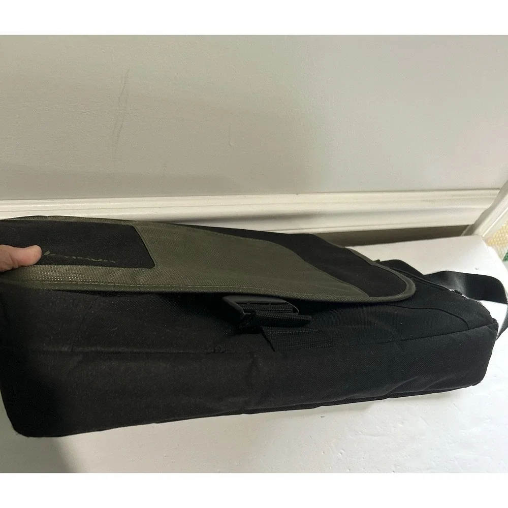Lenovo Laptop Messenger Bag Black Olive Green Shoulder Strap Briefcase 17x12x3
